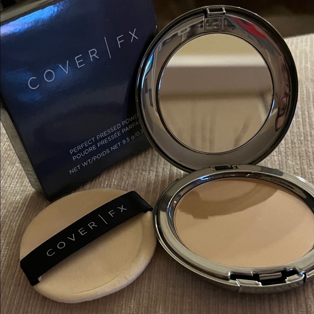 COVER FX Perfect Pressed Powder with Mirror - Picture 2 of 6
